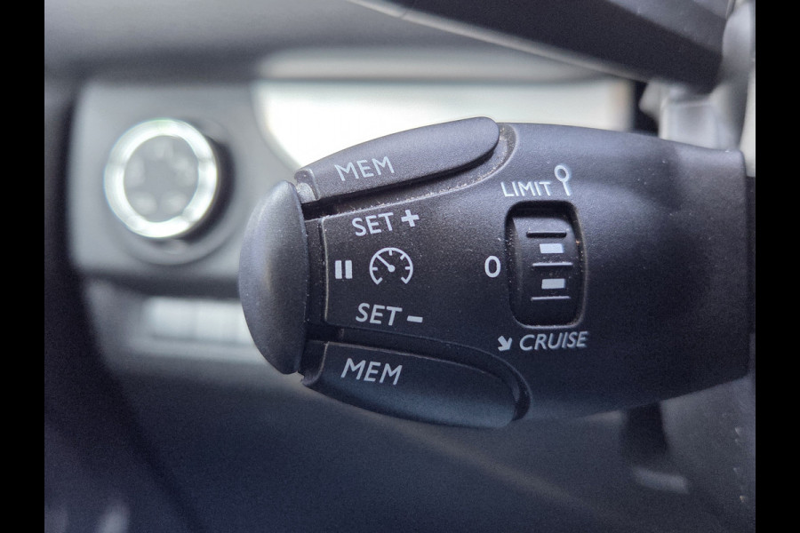 Citroën ë-Jumpy / Peugeot e-Traveller 75 kWh Allure VIP Lederen bekleding 7 Persoons Full Options