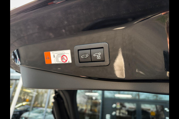 Toyota C-HR 1.8 Hybrid 140 First Edition|Elek a klep|Camera |Stoel/stuurverwarming|PDC|BLIS