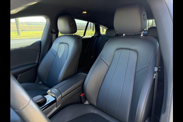 Mercedes-Benz CLA-Klasse Shooting Brake 180 Business Solution Luxury Automaat / Leder / PDC v+a / Navigatie / Keyless / Led
