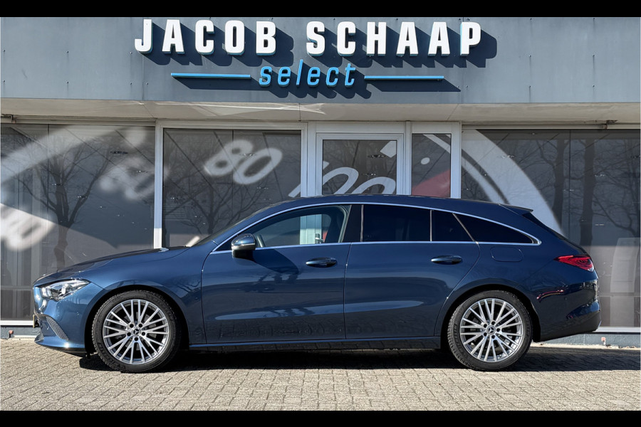 Mercedes-Benz CLA-Klasse Shooting Brake 180 Business Solution Luxury Automaat / Leder / PDC v+a / Navigatie / Keyless / Led
