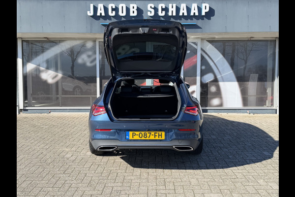Mercedes-Benz CLA-Klasse Shooting Brake 180 Business Solution Luxury Automaat / Leder / PDC v+a / Navigatie / Keyless / Led
