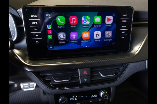 Škoda Kamiq 1.5 TSI ACT Monte Carlo / 150pk / Panorama dak / Elektrische stoelverstelling / Stoelverwarming /