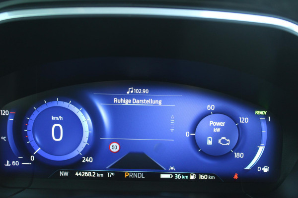 Ford Kuga 2.5 PHEV Titanium | Wegklapbare trekhaak | Winter Pack | Adaptive cruise control | Dodehoeksensoren | Elektrische achterklep | Head up Display