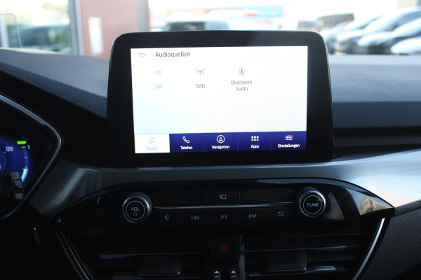 Ford Kuga 2.5 PHEV Titanium | Wegklapbare trekhaak | Winter Pack | Adaptive cruise control | Dodehoeksensoren | Elektrische achterklep | Head up Display