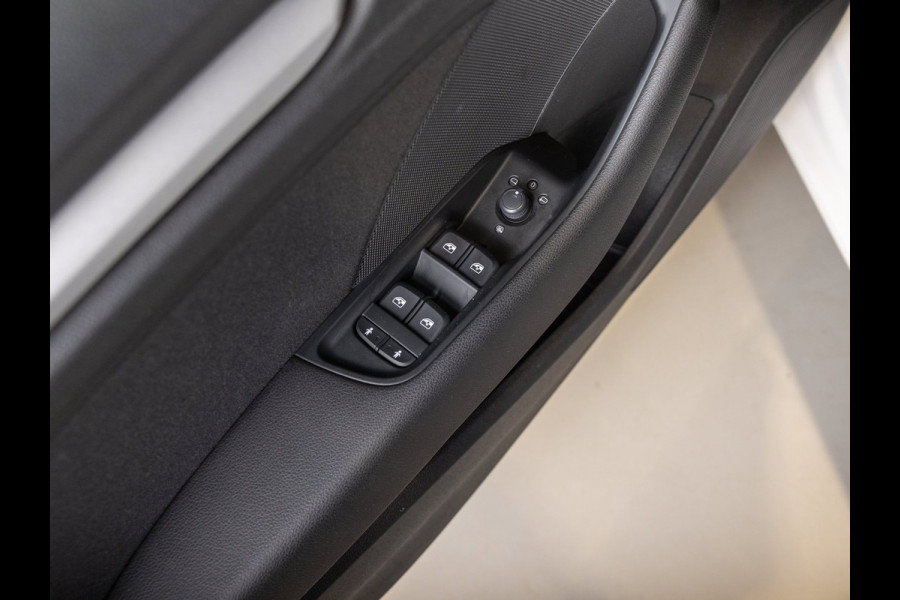 Audi A3 Sportback 1.0 TFSI / 116pk / Airco / Cruise control /