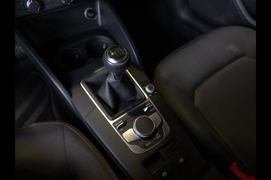 Audi A3 Sportback 1.0 TFSI / 116pk / Airco / Cruise control /