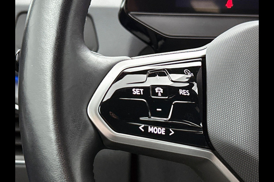 Volkswagen ID.3 Pro 58 kWh Airco ECC Navi Carplay PDC VA + Camera 18" LM Velgen Adaptive Cruise Control Full LED