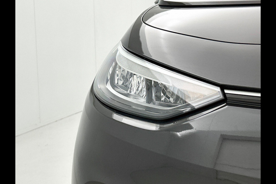 Volkswagen ID.3 Pro 58 kWh Airco ECC Navi Carplay PDC VA + Camera 18" LM Velgen Adaptive Cruise Control Full LED