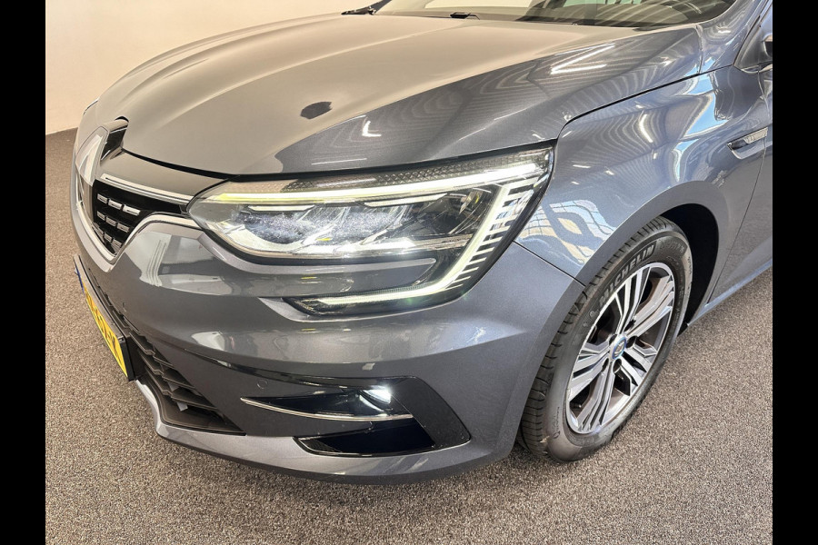 Renault Mégane Estate 1.6 E-Tech Plug-In Hybrid 160 Intens ECC Cruise Control Navi Virtual Cockpit Stoelverwarming Trekhaak Lane Assist