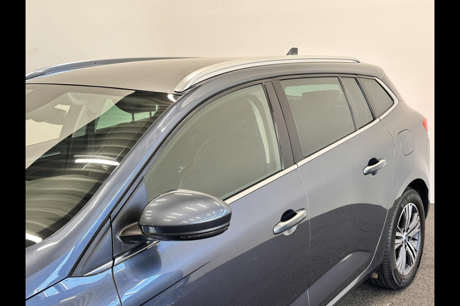Renault Mégane Estate 1.6 E-Tech Plug-In Hybrid 160 Intens ECC Cruise Control Navi Virtual Cockpit Stoelverwarming Trekhaak Lane Assist