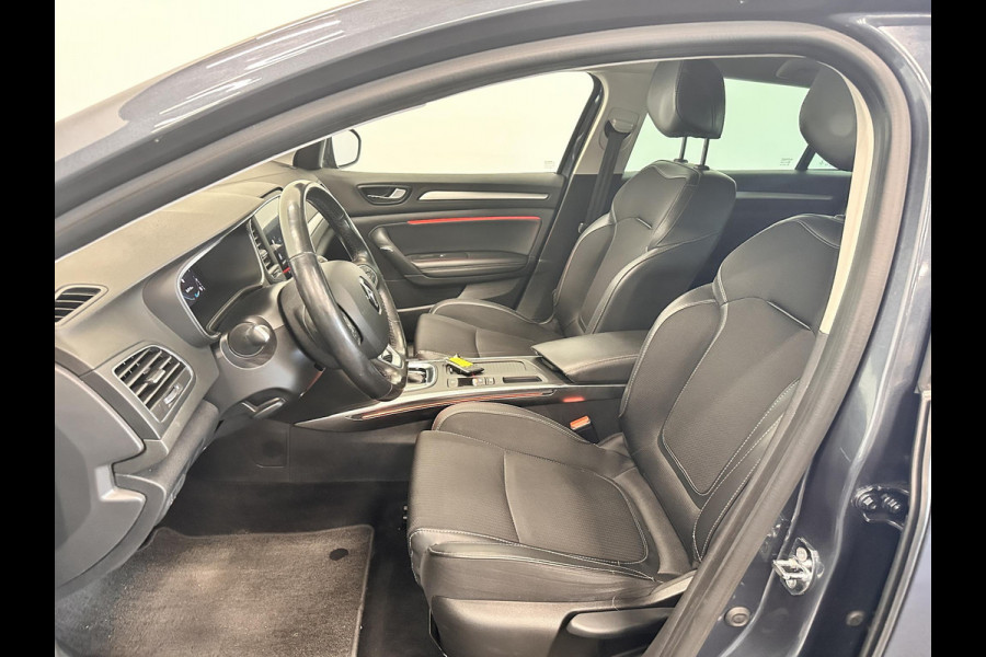Renault Mégane Estate 1.6 E-Tech Plug-In Hybrid 160 Intens ECC Cruise Control Navi Virtual Cockpit Stoelverwarming Trekhaak Lane Assist