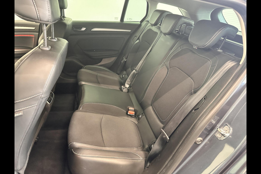 Renault Mégane Estate 1.6 E-Tech Plug-In Hybrid 160 Intens ECC Cruise Control Navi Virtual Cockpit Stoelverwarming Trekhaak Lane Assist