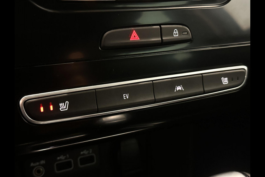 Renault Mégane Estate 1.6 E-Tech Plug-In Hybrid 160 Intens ECC Cruise Control Navi Virtual Cockpit Stoelverwarming Trekhaak Lane Assist