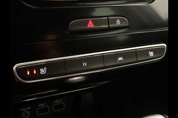 Renault Mégane Estate 1.6 E-Tech Plug-In Hybrid 160 Intens ECC Cruise Control Navi Virtual Cockpit Stoelverwarming Trekhaak Lane Assist