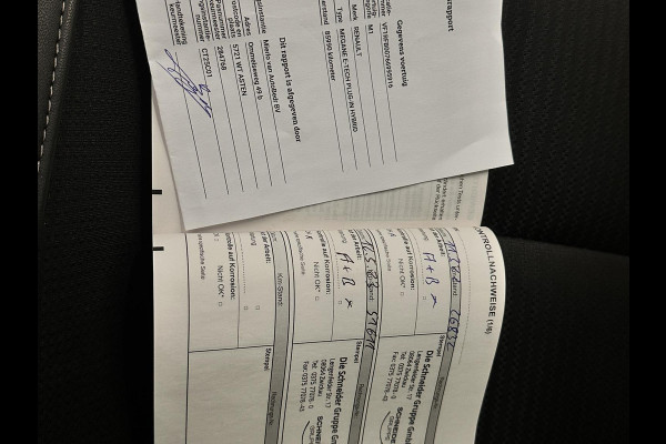 Renault Mégane Estate 1.6 E-Tech Plug-In Hybrid 160 Intens ECC Cruise Control Navi Virtual Cockpit Stoelverwarming Trekhaak Lane Assist