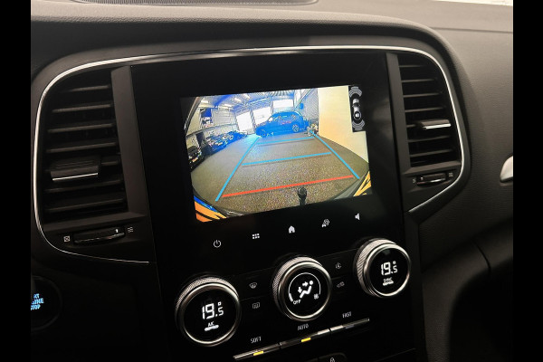 Renault Mégane Estate 1.6 E-Tech Plug-In Hybrid 160 Intens ECC Cruise Control Navi Virtual Cockpit Stoelverwarming Trekhaak Lane Assist