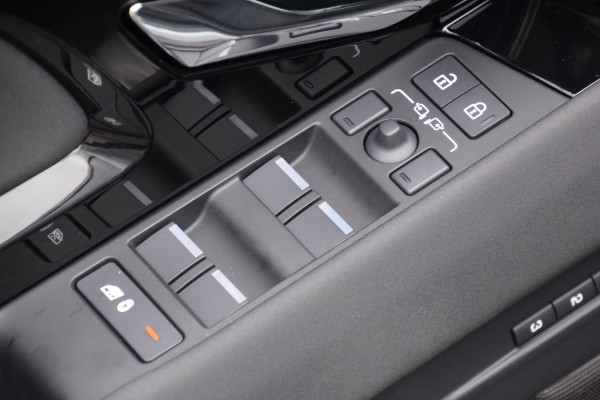 Land Rover Range Rover Evoque P270e PHEV AWD Dynamic SE