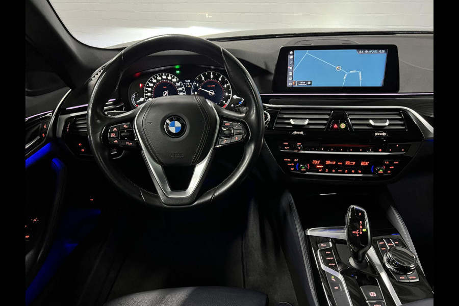 BMW 5 Serie Touring 520i High Executive Open dak | Adapt. cruise | 360 camera | Head-up | Stoelverwarming | Carplay