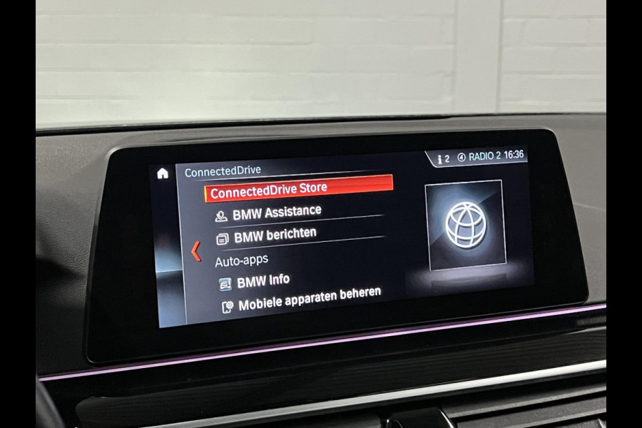 BMW 5 Serie Touring 520i High Executive Open dak | Adapt. cruise | 360 camera | Head-up | Stoelverwarming | Carplay