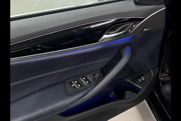 BMW 5 Serie Touring 520i High Executive Open dak | Adapt. cruise | 360 camera | Head-up | Stoelverwarming | Carplay