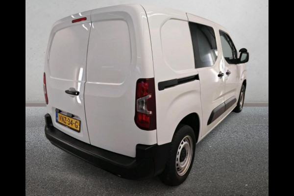 Peugeot Partner 1.2 Benzine 111PK Euro6 Premium / Airco / Navigatie / Cruise-ctr. / Schuifdeur + Raam / Radio multimedia / Apk 03-2026