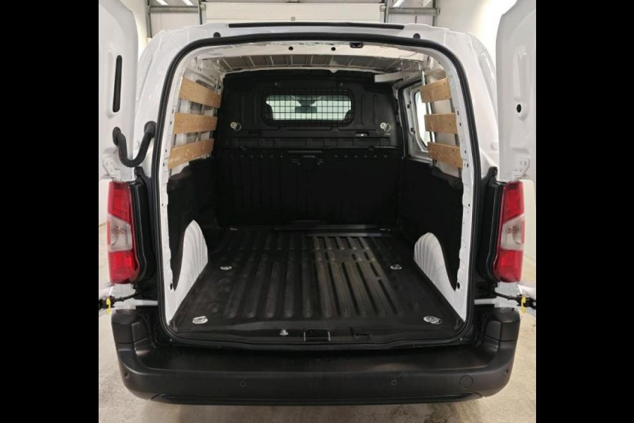 Peugeot Partner 1.2 Benzine 111PK Euro6 Premium / Airco / Navigatie / Cruise-ctr. / Schuifdeur + Raam / Radio multimedia / Apk 03-2026