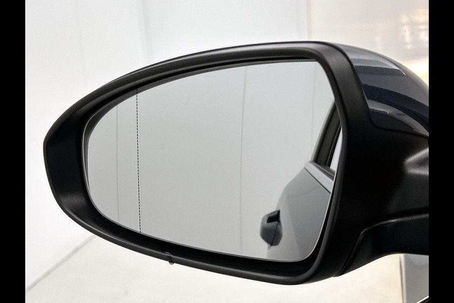 Kia Ceed Sportswagon 1.5 T-GDi 160PK Automaat DynamicPlusLine / Trekhaak / Airco-ecc./ Pdc+Camera / Stoel-Stuurverwarming / 1/2Leder / Apk 08-2027