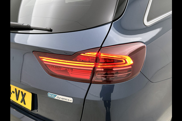 Kia Ceed Sportswagon 1.5 T-GDi 160PK Automaat DynamicPlusLine / Trekhaak / Airco-ecc./ Pdc+Camera / Stoel-Stuurverwarming / 1/2Leder / Apk 08-2027