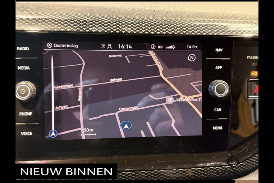 Volkswagen Taigo 1.0 TSI Life. Navi. Apple Carplay. Clima. Hollandse auto met NAP 50000 km