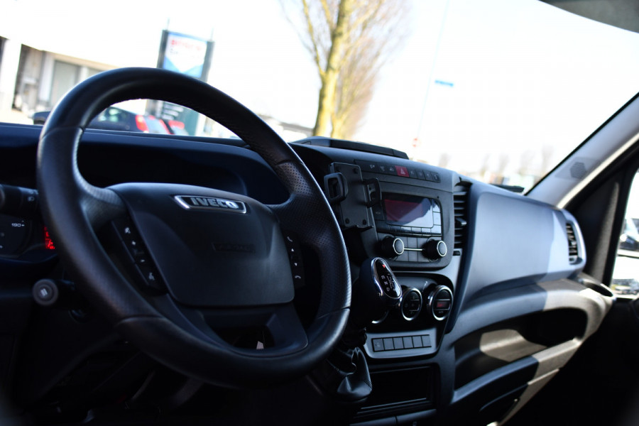 Iveco Daily 35S16V 2.3 352 H3 L PB Edition Camera, Cruise, 3500kg Trekhaak, Automaat, 155pk, Clima, Uniek!