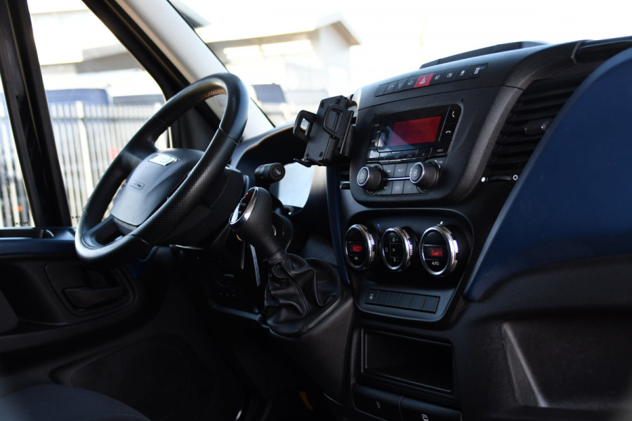 Iveco Daily 35S16V 2.3 352 H3 L PB Edition Camera, Cruise, 3500kg Trekhaak, Automaat, 155pk, Clima, Uniek!