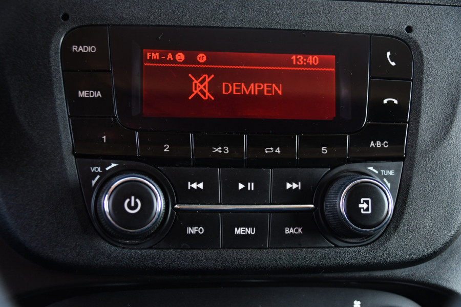 Iveco Daily 35S16V 2.3 352 H3 L PB Edition Camera, Cruise, 3500kg Trekhaak, Automaat, 155pk, Clima, Uniek!