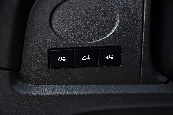 Iveco Daily 35S16V 2.3 352 H3 L PB Edition Camera, Cruise, 3500kg Trekhaak, Automaat, 155pk, Clima, Uniek!