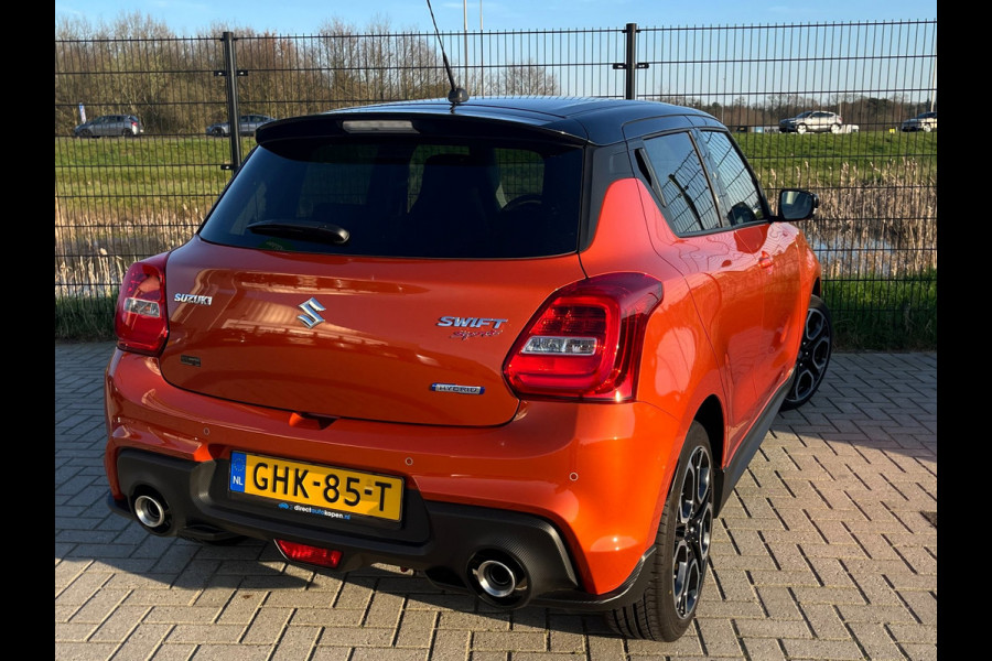 Suzuki Swift 1.4 Sport Smart Hybrid | Camera | KeyLess | CarPlay | 8000KM |