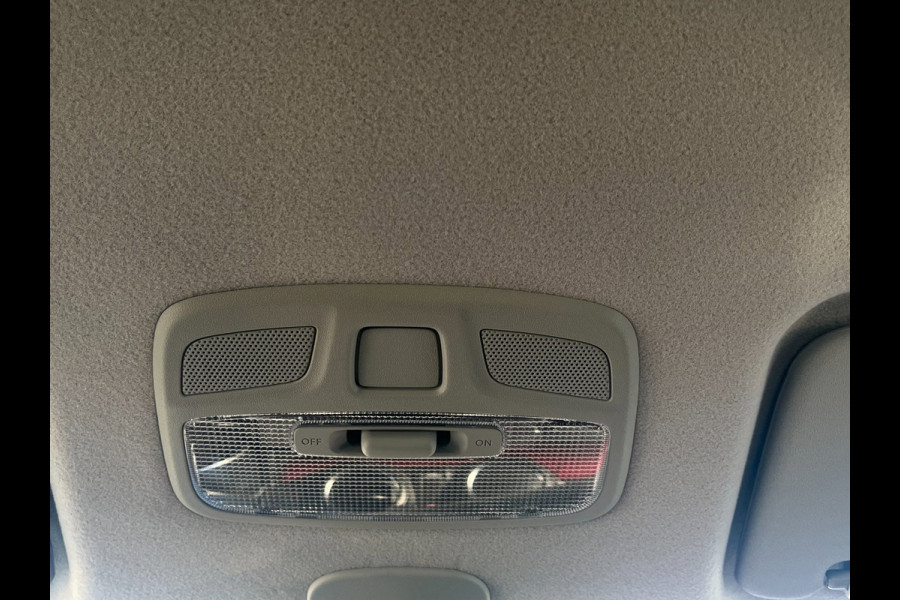 Suzuki Swift 1.4 Sport Smart Hybrid | Camera | KeyLess | CarPlay | 8000KM |