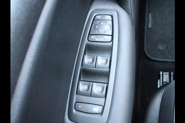 Renault Mégane Estate 1.6 E-Tech Plug-In Hybrid 160 R.S. Line | APPLE CARPLAY/ ANDROID AUTO |