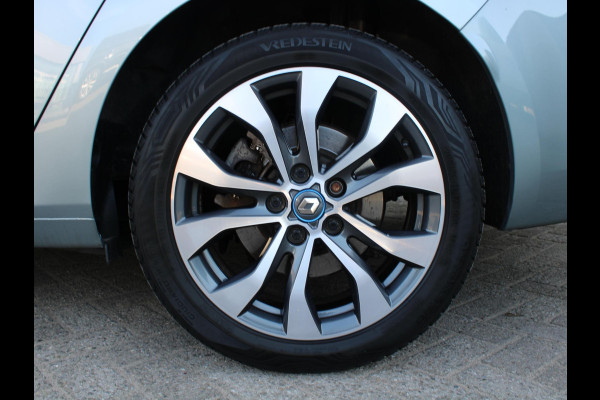 Renault Mégane Estate 1.6 E-Tech Plug-In Hybrid 160 R.S. Line | APPLE CARPLAY/ ANDROID AUTO |