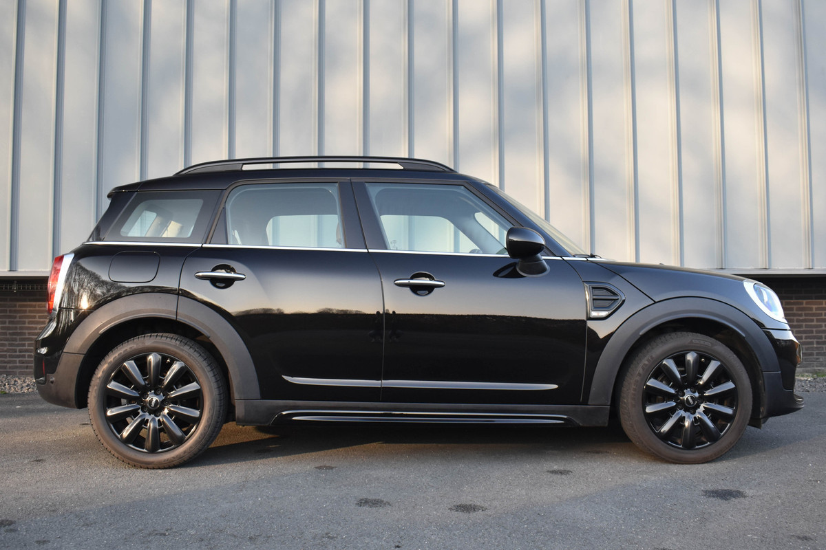 MINI Countryman 1.5 One Chili | Leder | Navi | Keyless | Carplay | Stoelverwarming |