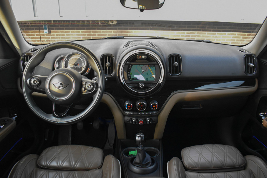 MINI Countryman 1.5 One Chili | Leder | Navi | Keyless | Carplay | Stoelverwarming |