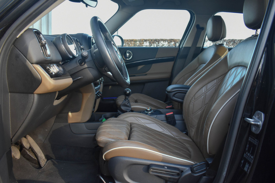 MINI Countryman 1.5 One Chili | Leder | Navi | Keyless | Carplay | Stoelverwarming |