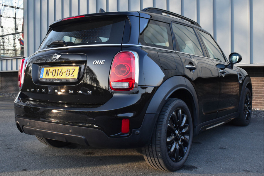 MINI Countryman 1.5 One Chili | Leder | Navi | Keyless | Carplay | Stoelverwarming |