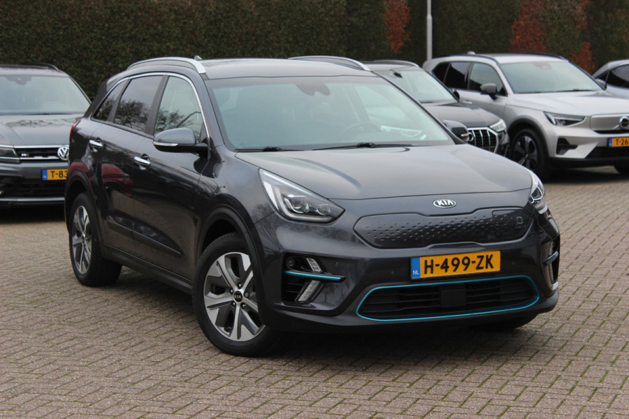 Kia e-Niro ExecutiveLine 64 kWh / SoH 91% / Warmtepomp / Trekhaak / Camera / Leder / Keyless / Stoelventilatie / Navigatie / Dodehoek / DAB / Cruise Control