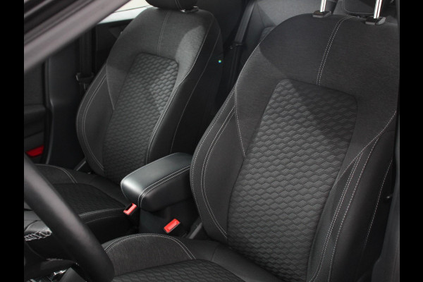 Ford Puma 1.0 EcoBoost Automaat Titanium | Climate control | LED | Verwarmde voorstoelen | Parkeersensor achter | Cruise control | Stuurverwarming | Navigatie | Lane assist | Apple Carplay / Android auto