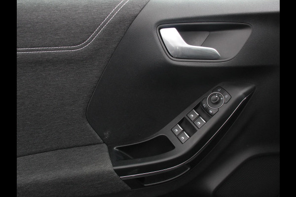 Ford Puma 1.0 EcoBoost Automaat Titanium | Climate control | LED | Verwarmde voorstoelen | Parkeersensor achter | Cruise control | Stuurverwarming | Navigatie | Lane assist | Apple Carplay / Android auto