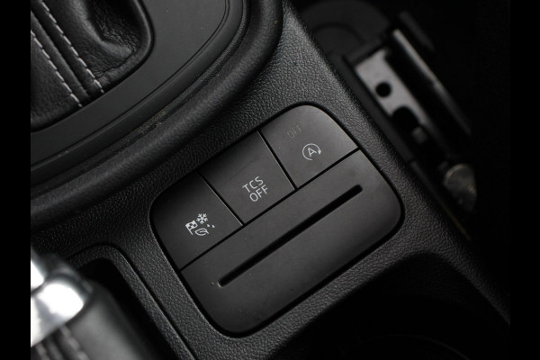 Ford Puma 1.0 EcoBoost Automaat Titanium | Climate control | LED | Verwarmde voorstoelen | Parkeersensor achter | Cruise control | Stuurverwarming | Navigatie | Lane assist | Apple Carplay / Android auto