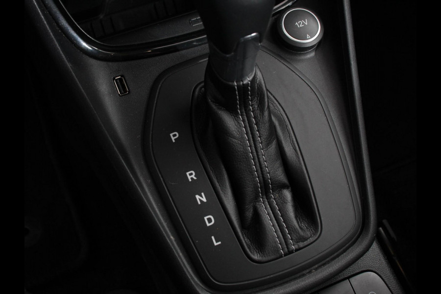 Ford Puma 1.0 EcoBoost Automaat Titanium | Climate control | LED | Verwarmde voorstoelen | Parkeersensor achter | Cruise control | Stuurverwarming | Navigatie | Lane assist | Apple Carplay / Android auto