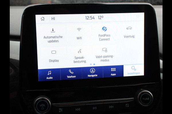 Ford Puma 1.0 EcoBoost Automaat Titanium | Climate control | LED | Verwarmde voorstoelen | Parkeersensor achter | Cruise control | Stuurverwarming | Navigatie | Lane assist | Apple Carplay / Android auto