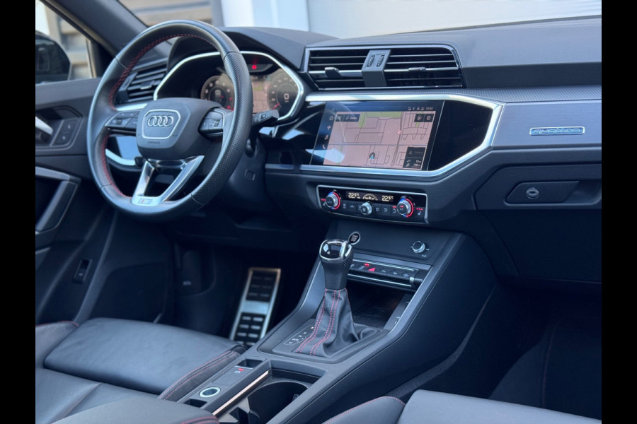 Audi Q3 Sportback 45 TFSI quattro S Edition Pano/Leer/Keyless/Matrix