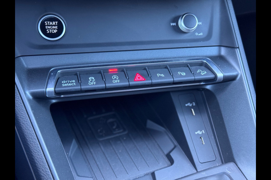 Audi Q3 Sportback 45 TFSI quattro S Edition Pano/Leer/Keyless/Matrix