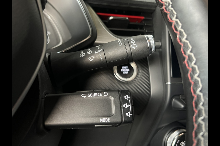 Renault Captur 1.3 TCe 140 R.S. Line | Stoel, Stuur & Voorruitverwarming | Navi | Camera | Carplay | 100% Renault Dealer Onderhouden!